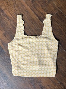 Monteau Yellow Patterned Scallop Strap Crop Tank